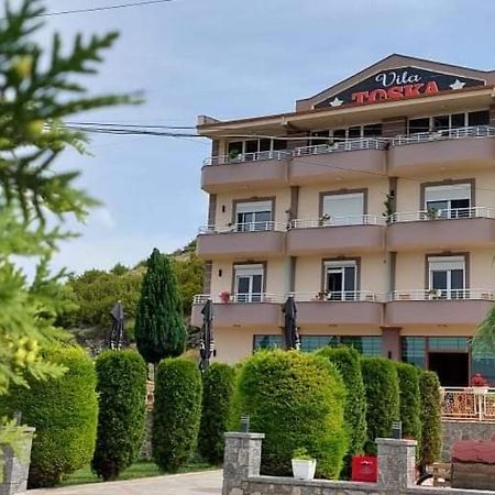 Hotel Vila Toska Piskupat Extérieur photo