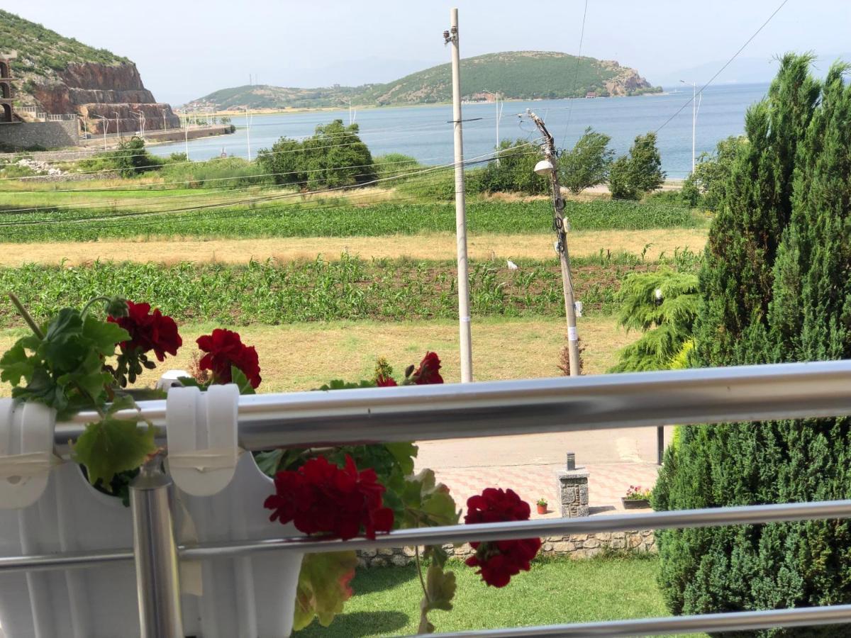Hotel Vila Toska Piskupat Extérieur photo