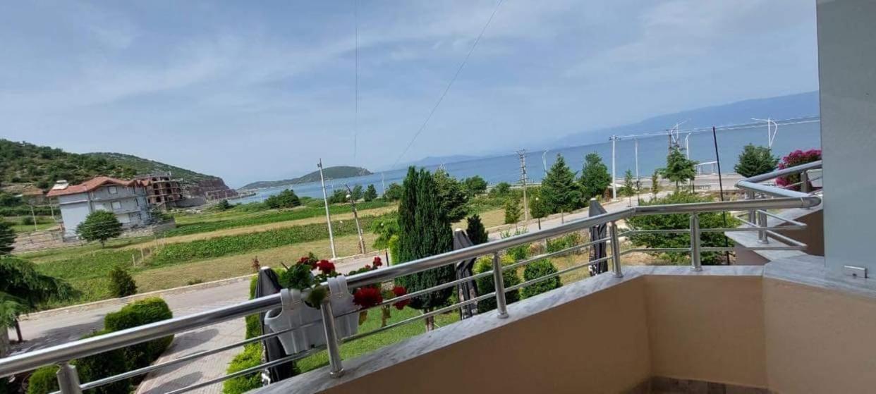 Hotel Vila Toska Piskupat Extérieur photo